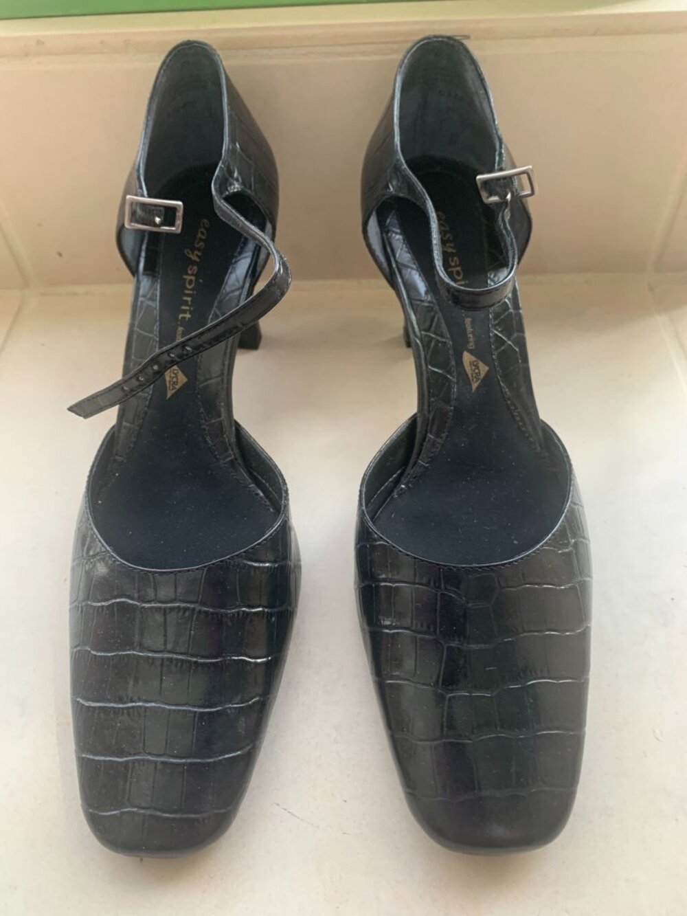 EasySpirit Black Crocodile Patent Shoe